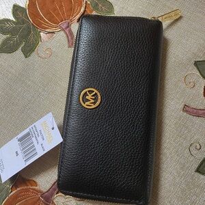 New Michael Kors wallet